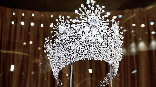 高級珠寶永恒之星皇冠展示 高級珠寶永恒之星皇冠展示